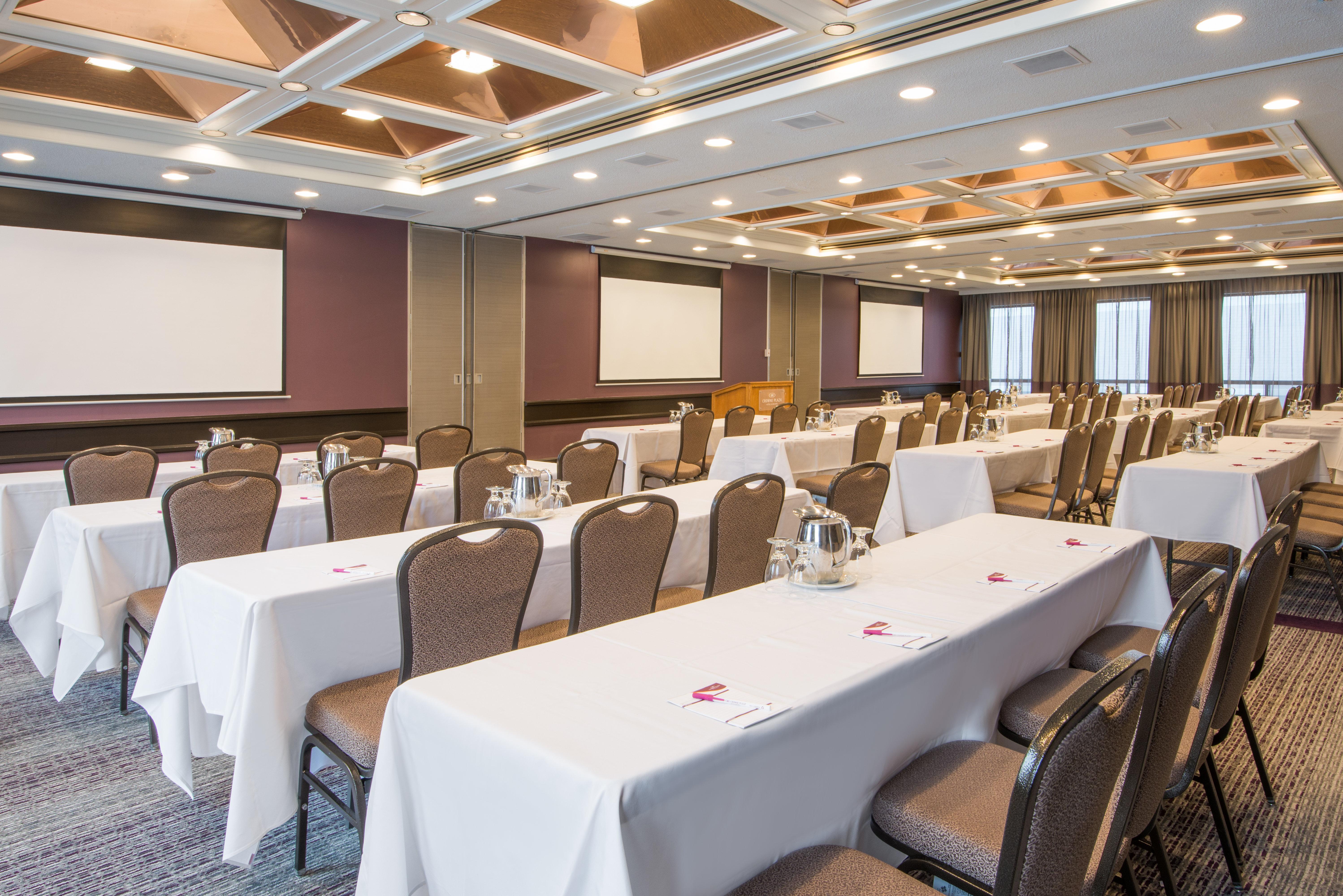 Crowne Plaza Kitchener-waterloo By Ihg 3* Kitchener