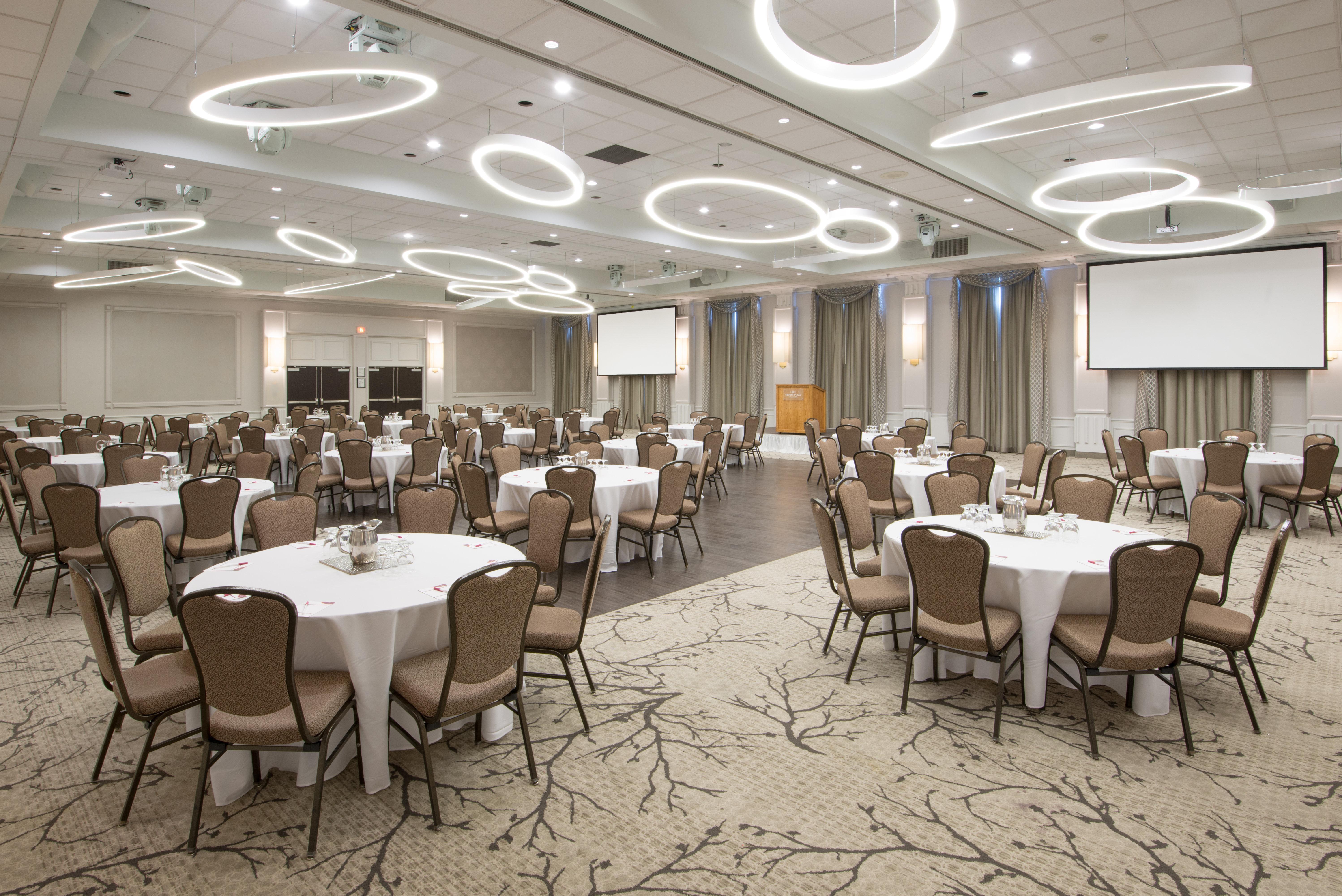 Hotel Crowne Plaza Kitchener-waterloo By Ihg Kitchener