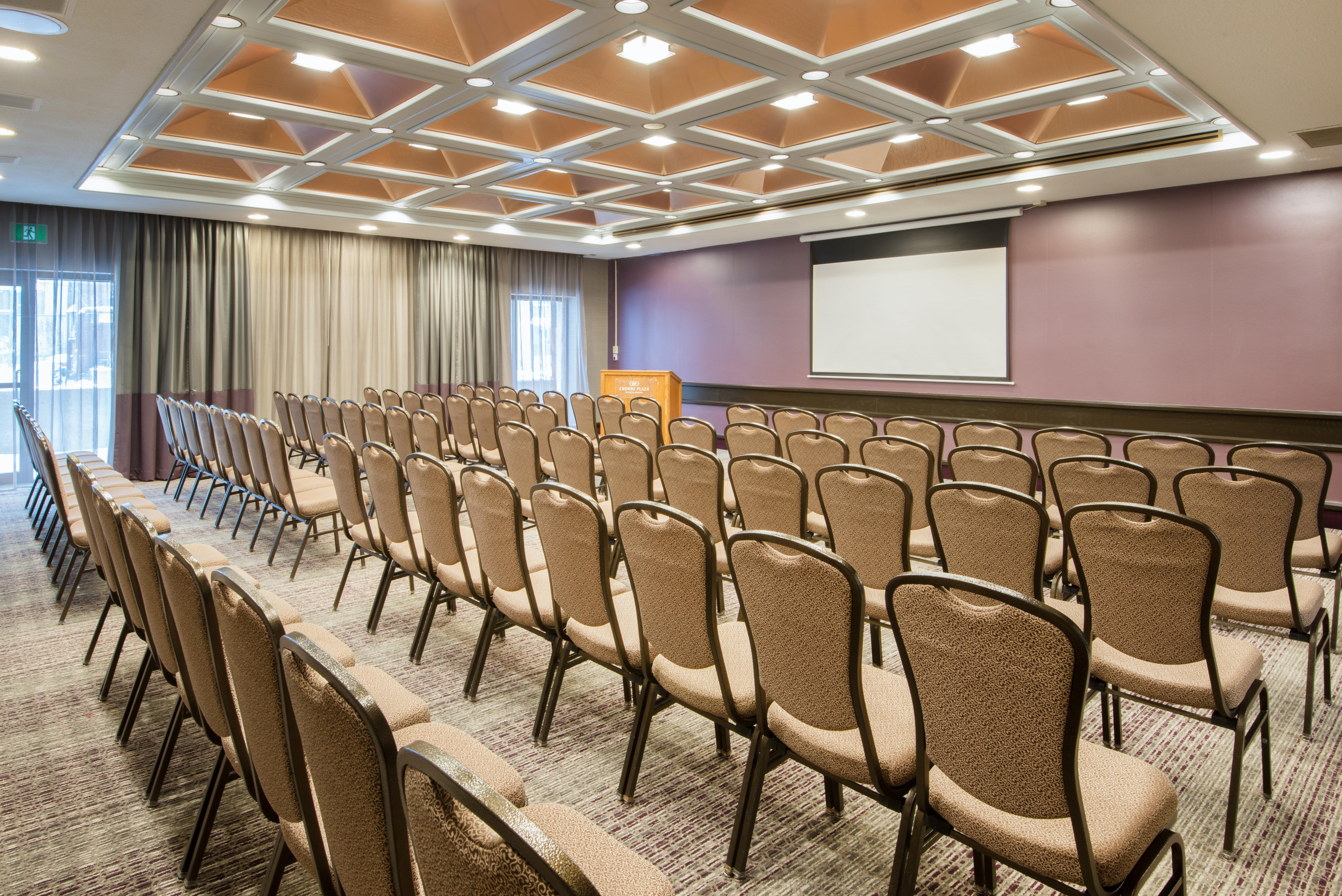 Crowne Plaza Kitchener-waterloo By Ihg Hotel