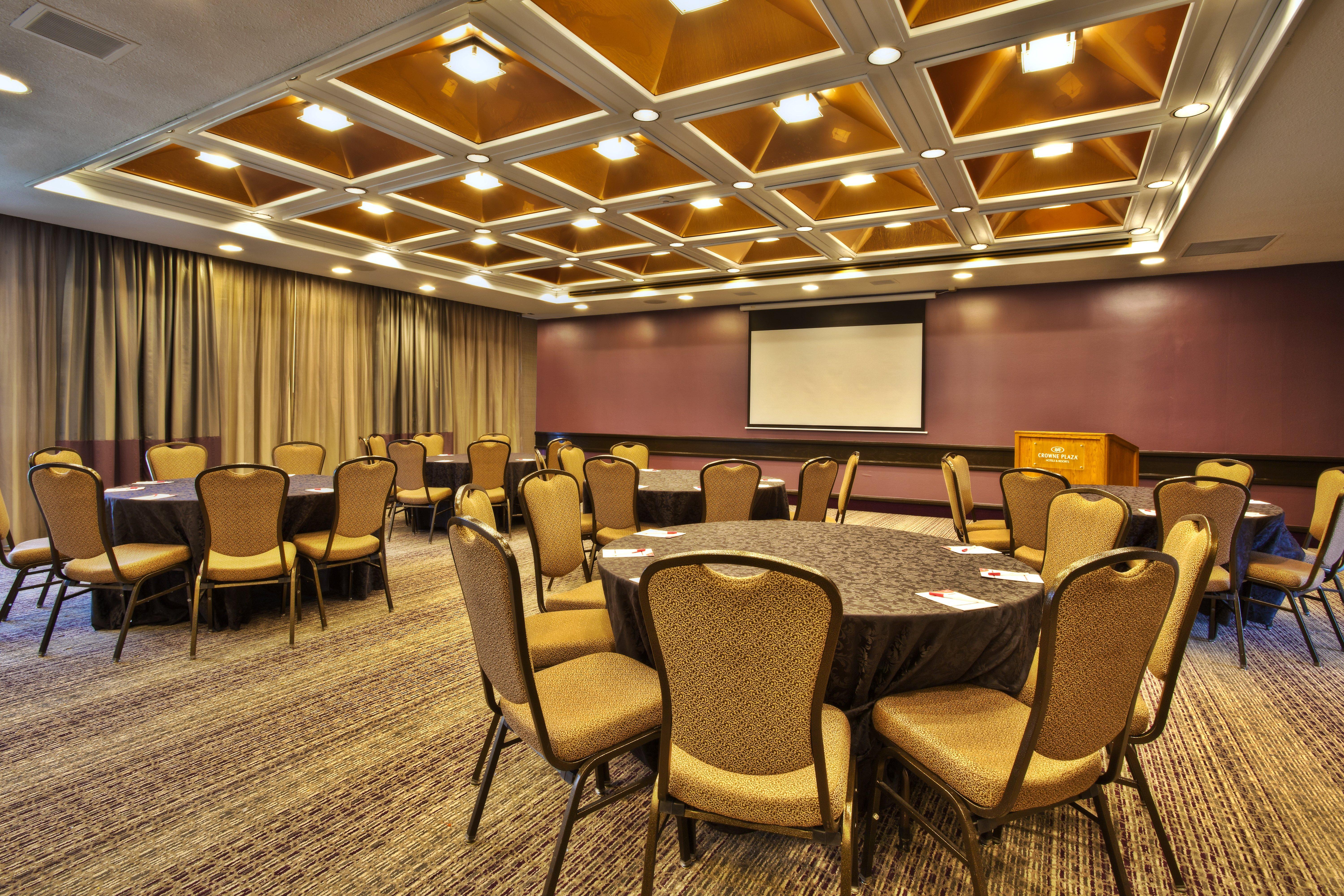 Crowne Plaza Kitchener-waterloo By Ihg 3*