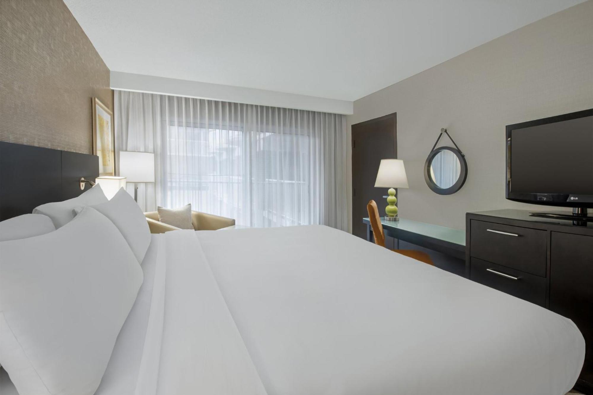Hotel Crowne Plaza Kitchener-waterloo By Ihg Kitchener