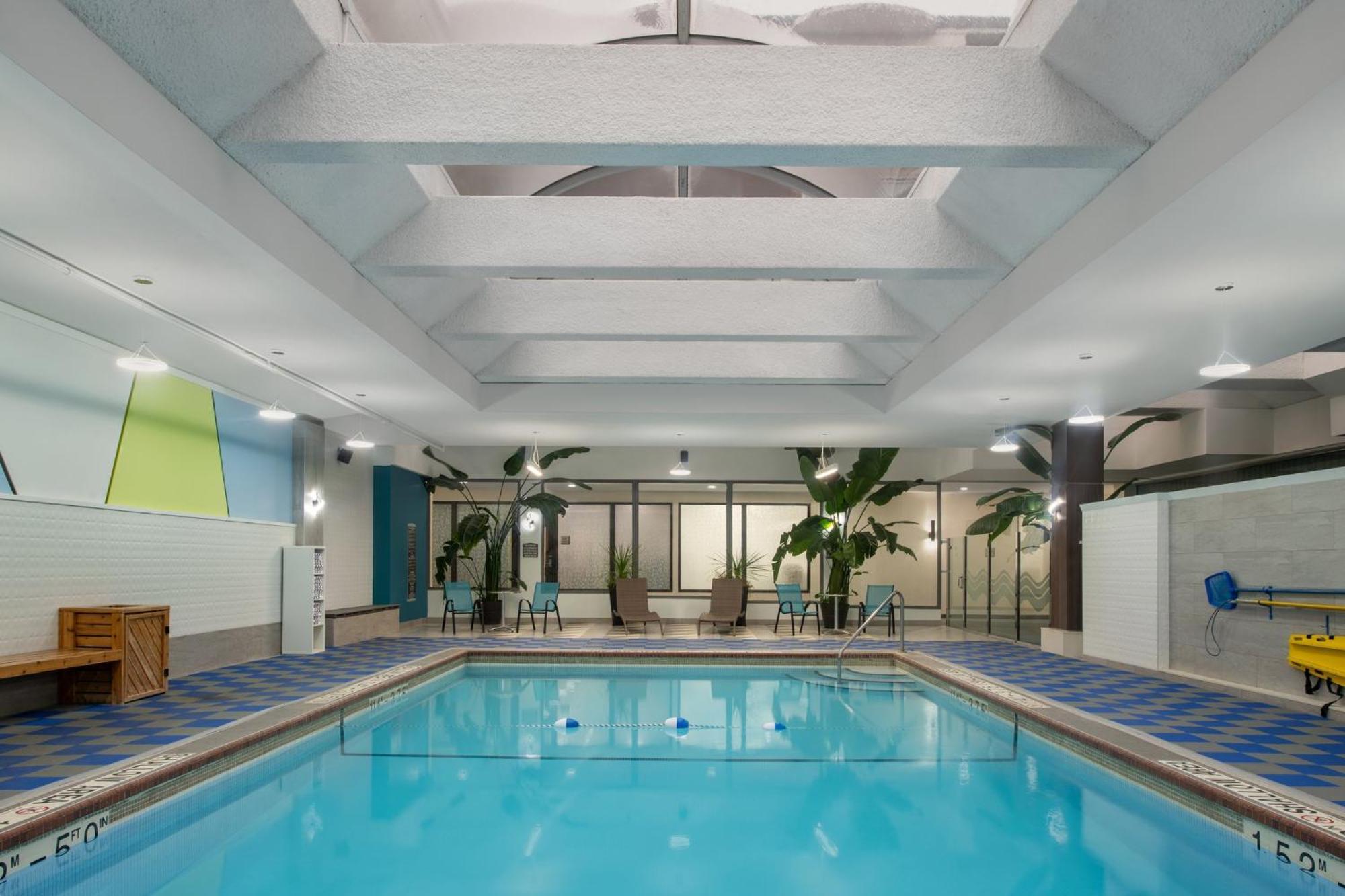 Crowne Plaza Kitchener-waterloo By Ihg Hotel 3*